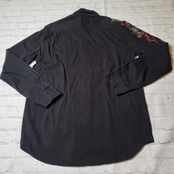 Lucky Brand Black Dragon Embroidered Button Down Shirt Size M - Picture 3 of 9